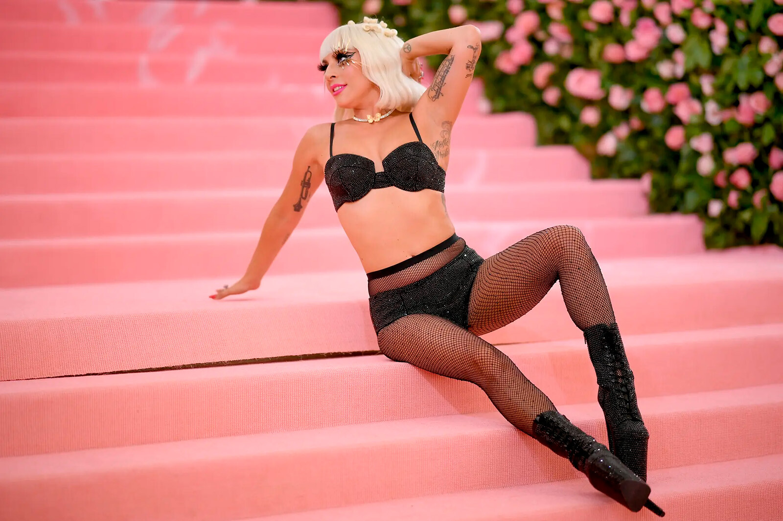 Леди Гага на Met Gala 2019 года