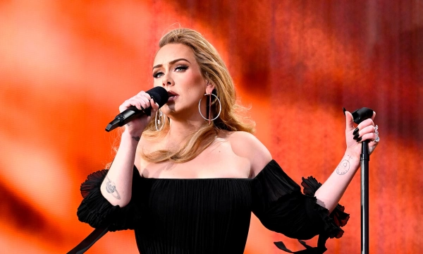 Адель готовит к выходу свои мемуары Адель готовит к выходу свои мемуары