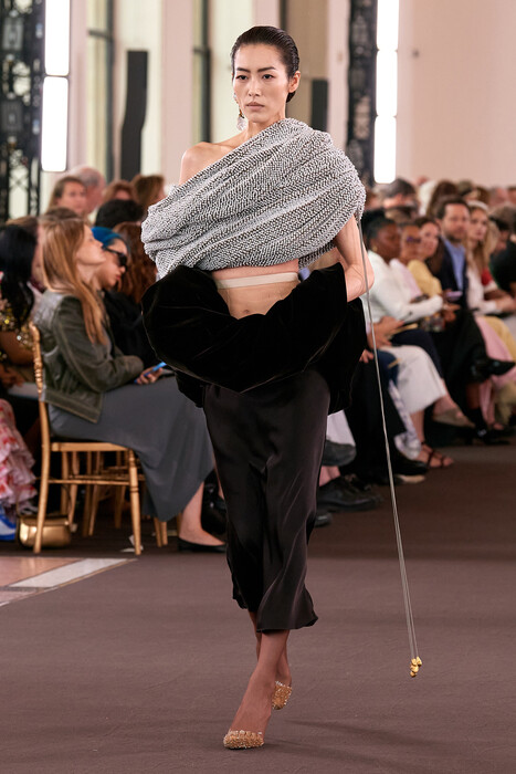 Schiaparelli Couture коллекция сезона осень 2023 / Schiaparelli Fall 2023 Couture