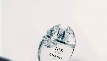 Новый лимитированный флакон-капля Chanel No 5 L&#039;Eau вдохновлён Мэрилин Монро